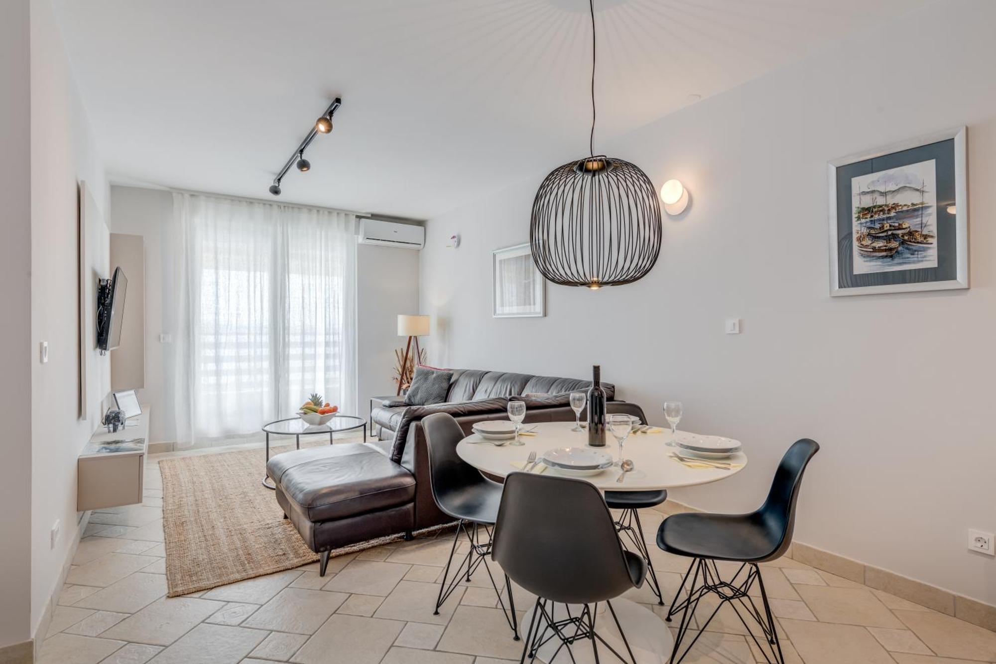 Apartment Stiv Luxe สปลิท ภายนอก รูปภาพ