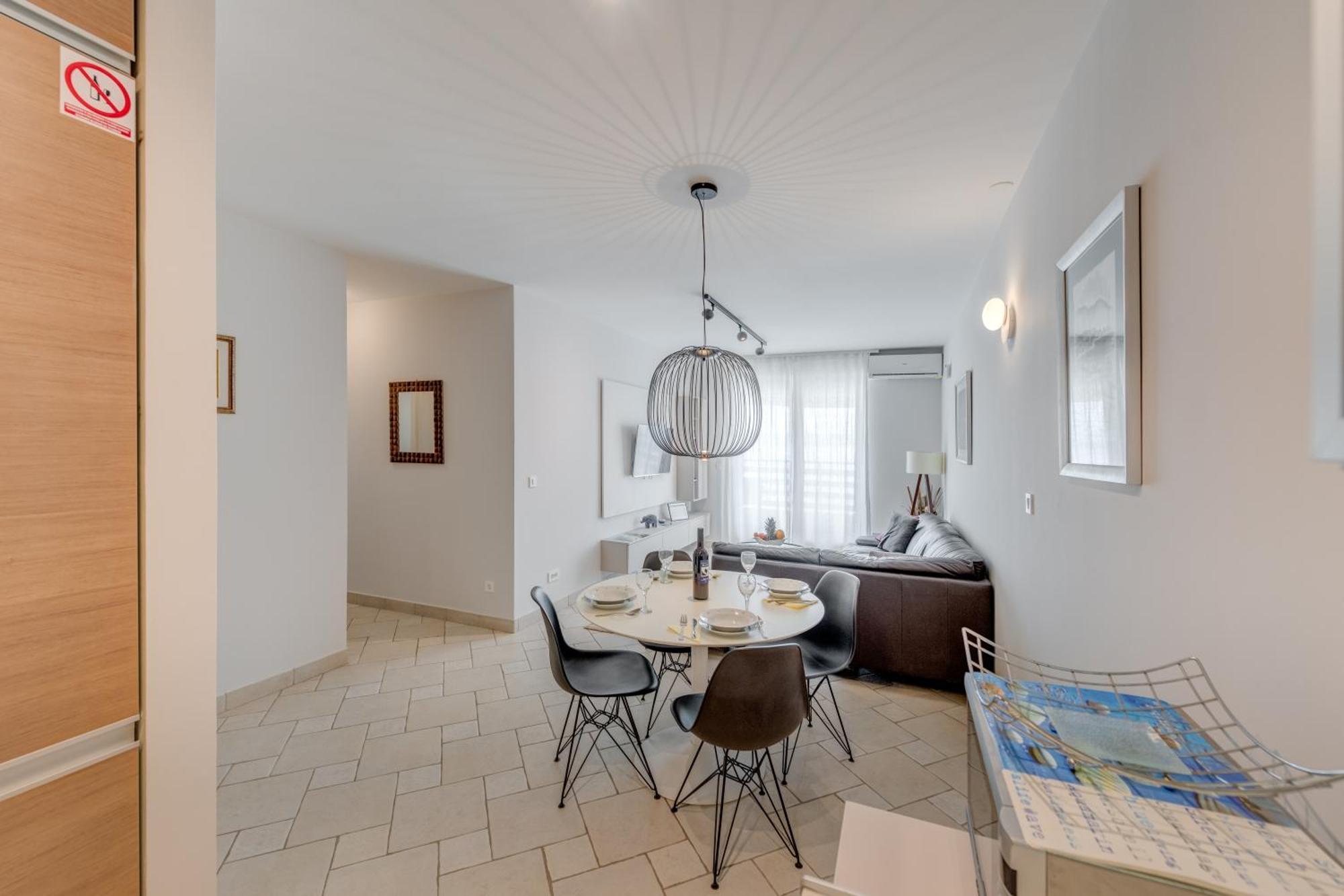 Apartment Stiv Luxe สปลิท ภายนอก รูปภาพ